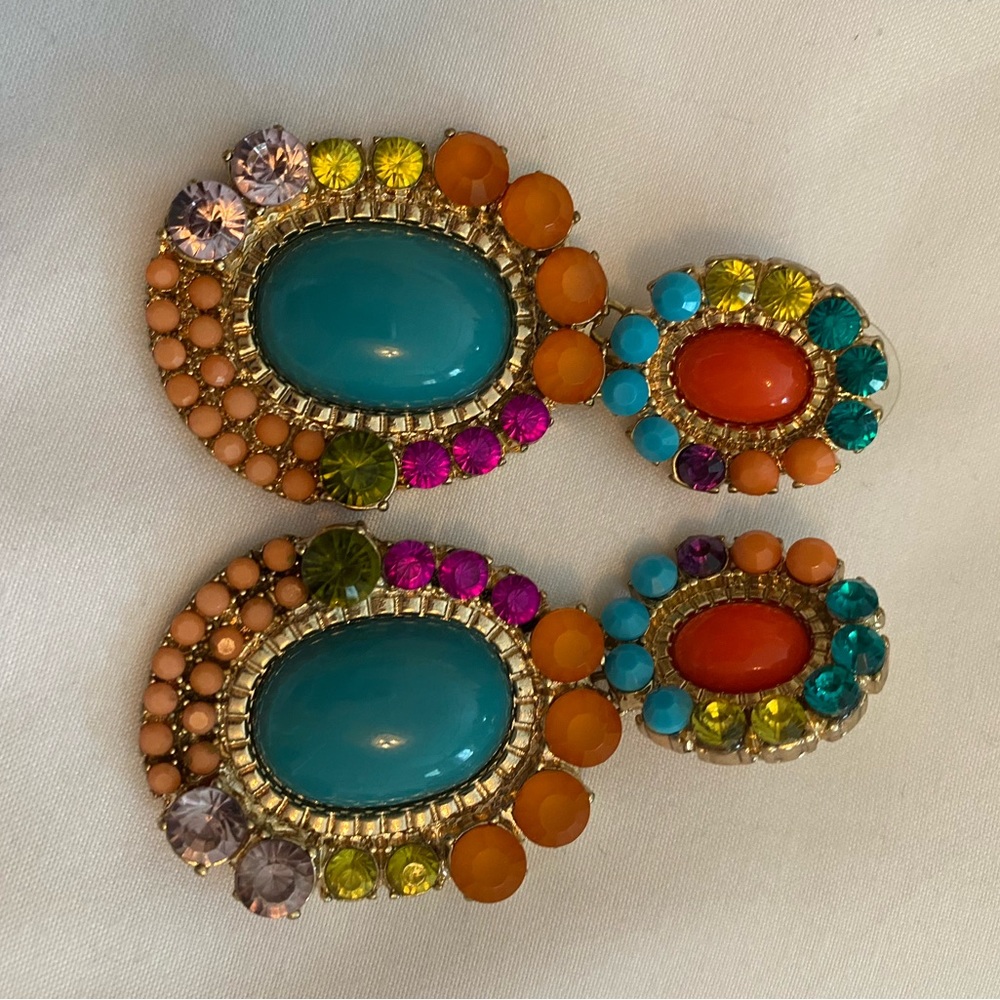 BEST Earrings!!! #weddingoutfit #bright #spring #vacation